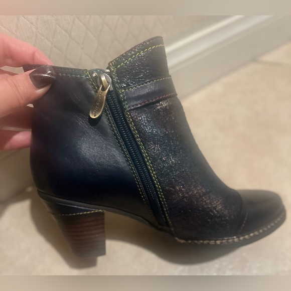 Women’s L'Artiste Spring Step Captivate Ankle‎ Boots. Size 37 (US 6.5-7). - Picture 9 of 12